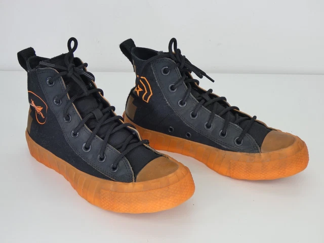 Converse black deals orange