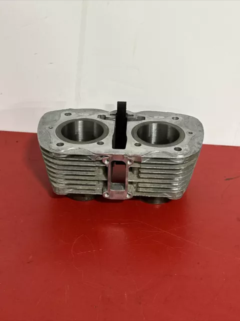 HONDA CB350 Motorcycle Cylinder Engine Motor Vintage OEM