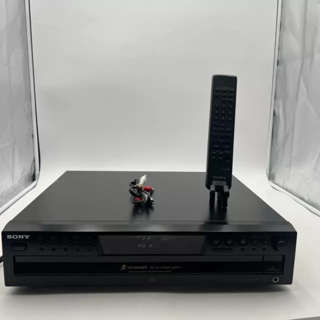 Sony CDP-CE375 5-Disc Carousel CD Changer Player Bundle with Remote and RCA