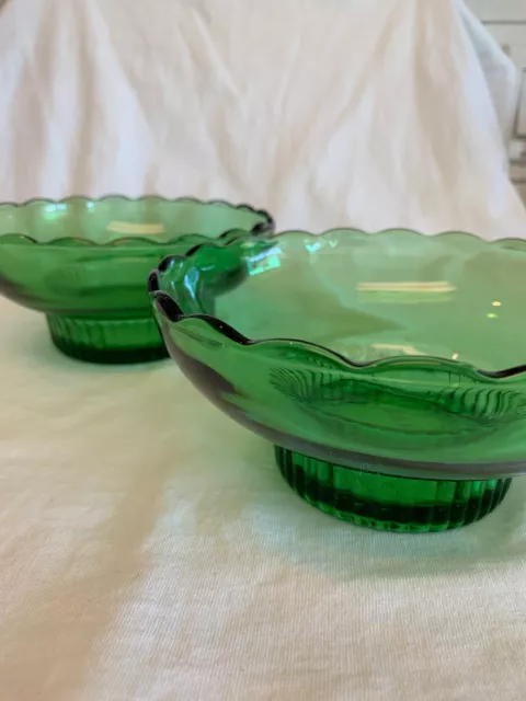 EO Brody CO Green Glass M2000 Scalloped Pedestal Bowl/Candy Emerald USA