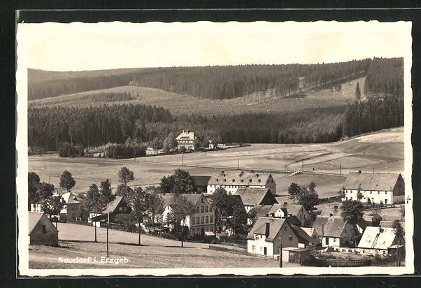 AK Neudorf / Erzgeb., Ortsansicht aus der Vogelschau 1937
