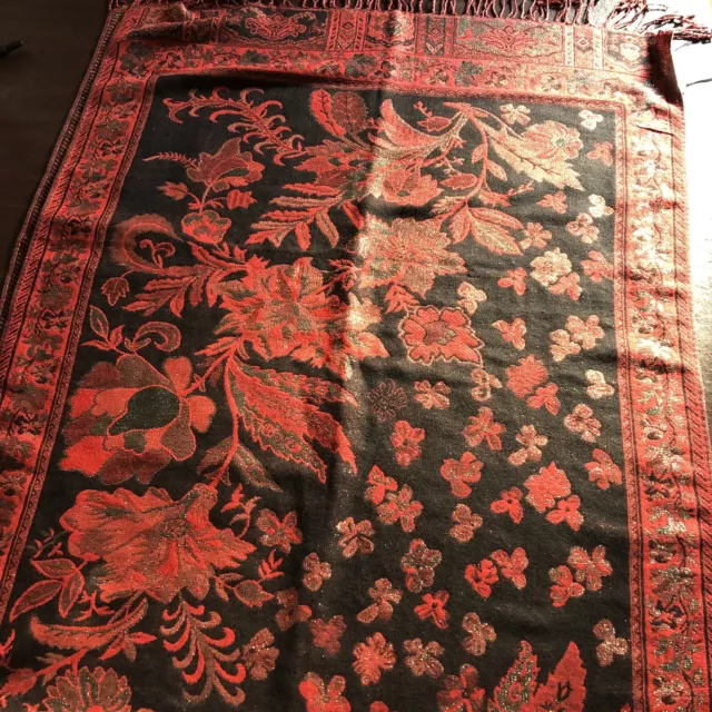 Susan Graver Red and Black Floral Fringed Scarf Never Worn