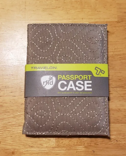 Travelon RFID Blocking Passport Case/Holder In Taupe w/Floral Lining. RFID