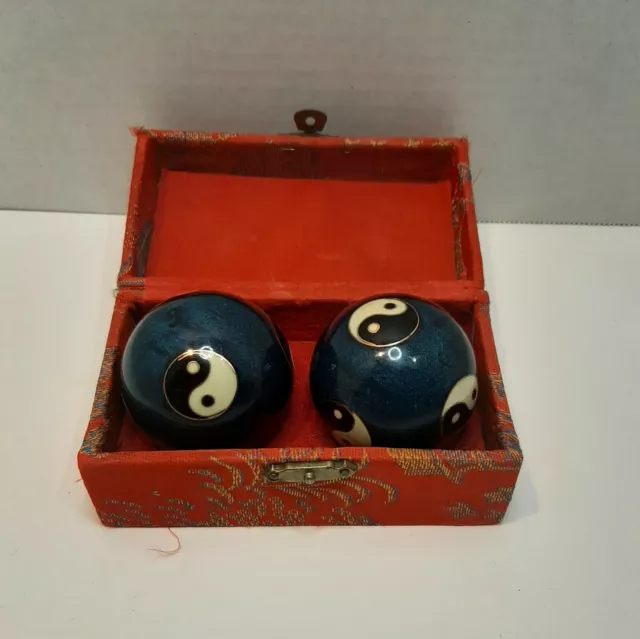 Vintage Ying Yang Chinese Baoding Balls Relaxation Chimes Preowned