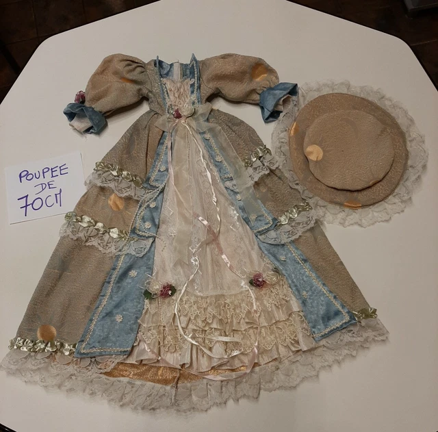 Robe pour poupée rare - France