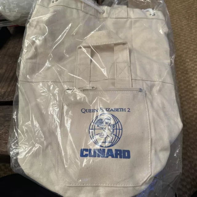 Queen Elizabeth 2 (QE2) Cunnard Ocean Liner Cotton/Canvas Duffel Bag Collectable