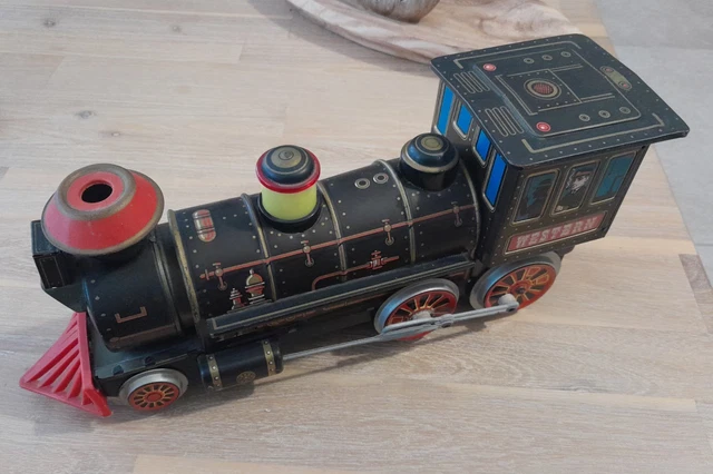 Ancien Jouet En Tôle - Locomotive Joyax - Pièce De Collection Vintage
