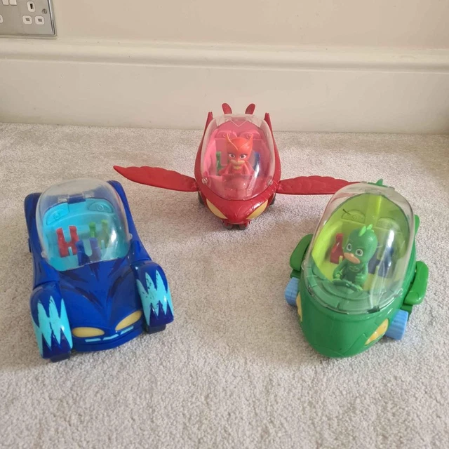 Pj Masks Kids Mega Mat With Vehicle Set For - Bundle Playmat Vehicle, Stickers And More (Pj Play Mats)