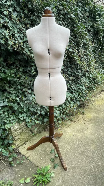 Adjustable Dressmakers Dummy - Lady Valet. Available in 4 Sizes.