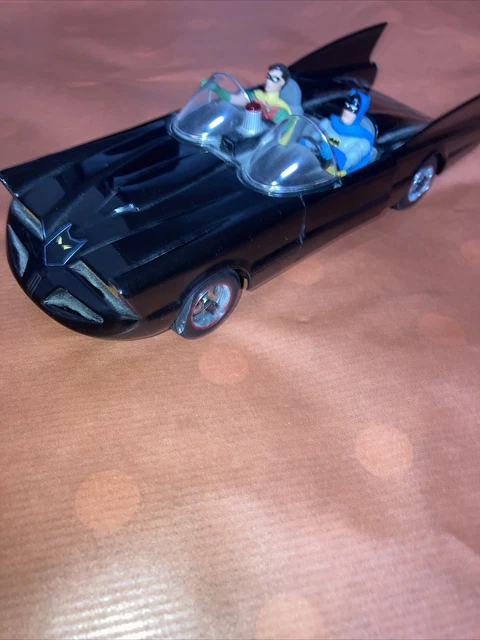 DANBURY MINT SCALE model of a Batmobile 1960's comic book version £69. ...