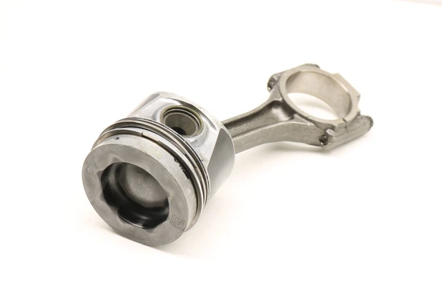 2013-2015 VW BEETLE 2.0L - Piston W/ Connecting ROD 03L107065N