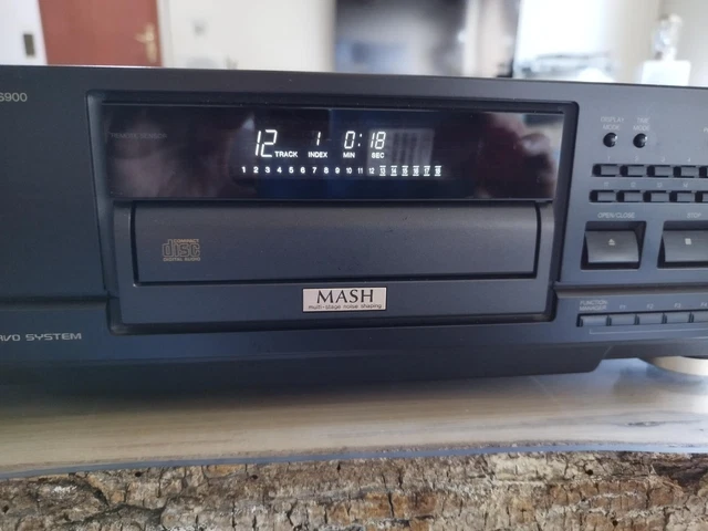 TECHNICS SL-PS 900 CD player good condition incl. remote control £258. ...