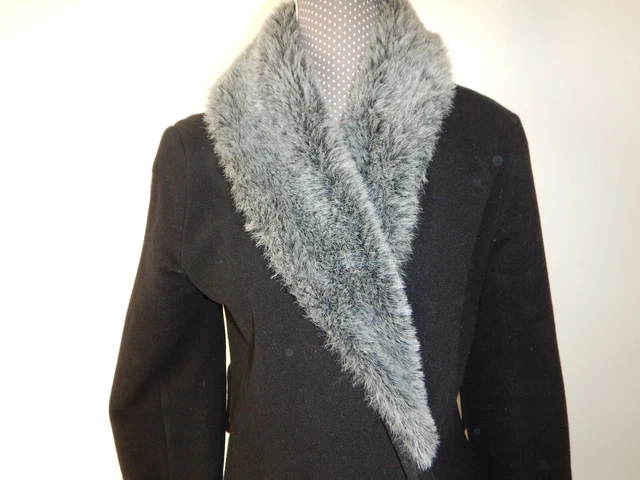 Manteau femme "Jennyfer " taille 36 en bon état-sans ceinture 3