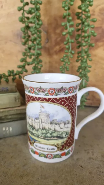 Monarchy James Sadler Windsor Castle Bone China Mug Made in England Collectors