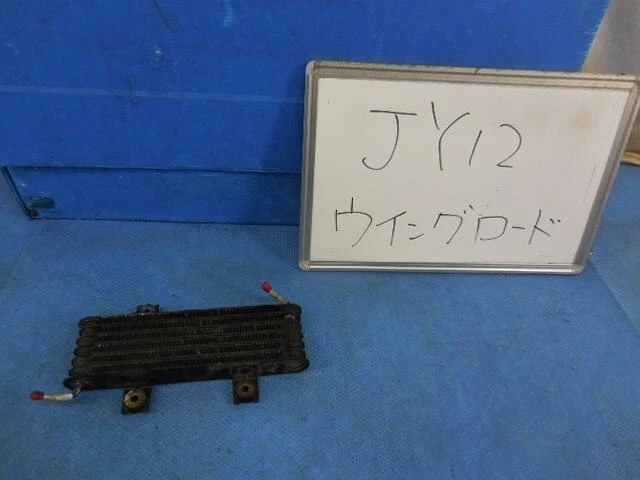 NISSAN Wingroad 2006 DBA-JY12 Raffreddatore olio 21606CV60D [Usato] [PA01589384]
