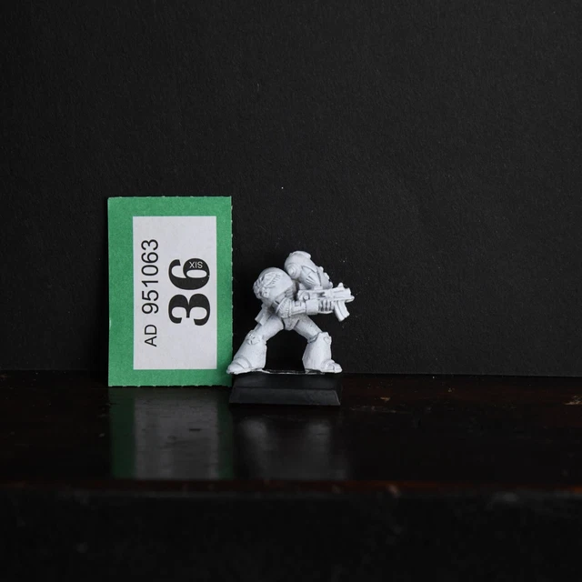 Space Marine Métal – Rogue Trader 1987 – Warhammer 40K – Figurine Ancienne