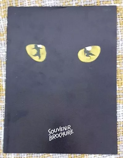 Cats The Musical souvenir Programme brochure 1990 New London Theatre