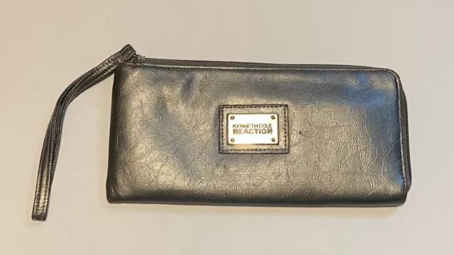 Kenneth Cole Reaction Silver Metallic Zip Wristlet Wallet