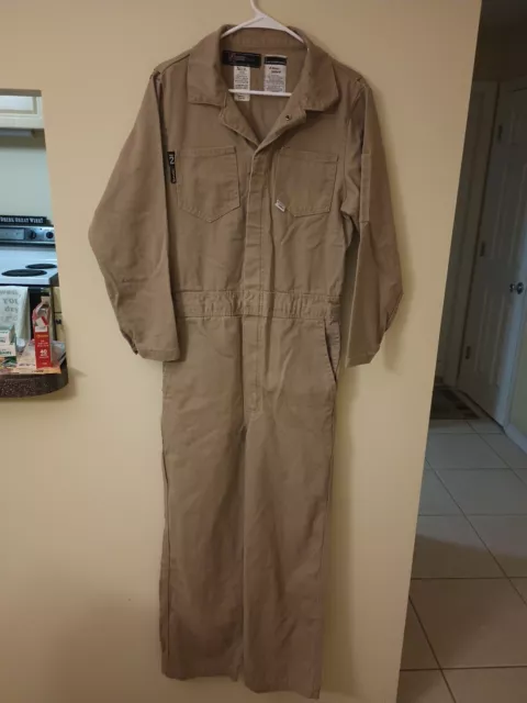 Mens Neese Indura FR Coveralls Size Small 34/36 Tan In Color Industrial HRC2 NFP