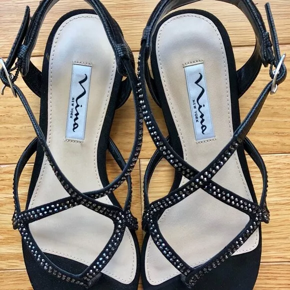 Nina Kyerra-Ny Black Pebble Strapy Sandal