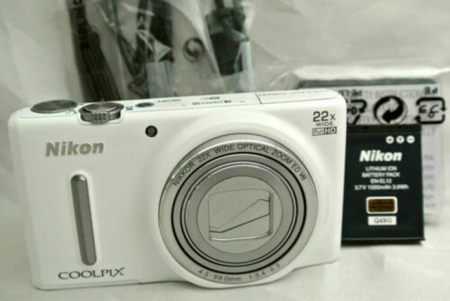 NIKON COOLPIX S9600 White Digital Camera 16.0MP 22x Optical