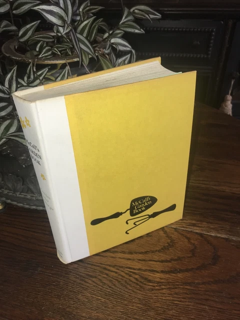 McCall's Garden Book by Gretchen Fischer Harshbarger 1968 1st Ed - Vintage