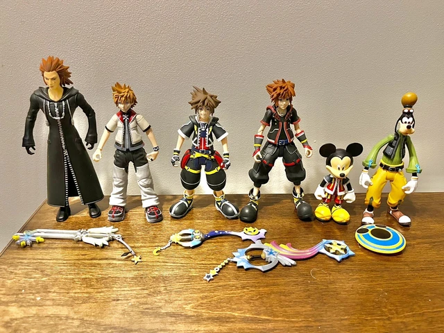 Diamond Select Kingdom Hearts Figure Lot Sora Mickey Goofy Roxas Axel