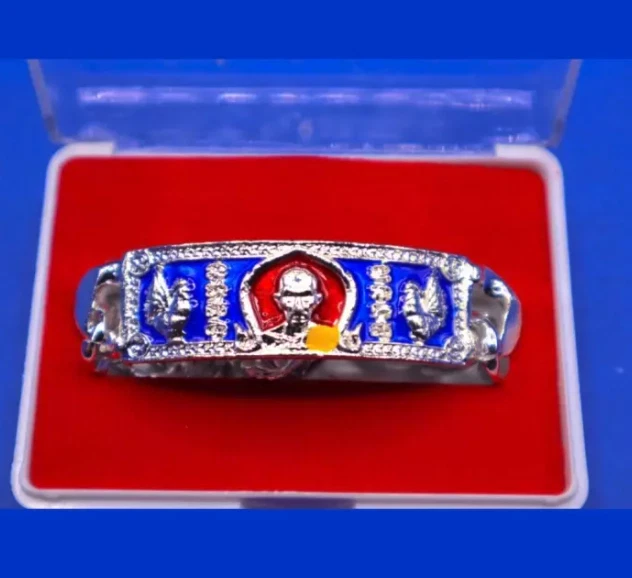 LP Ruay Bracelet Talisman Wat Tako Temple Thai Amulet Sliver case LP Ruay Bracelet Talisman Wat Tako Temple Thai Amulet Sliver case