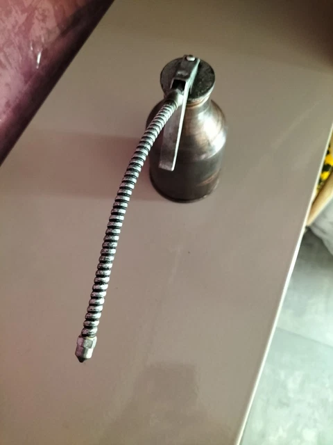 Burette d'huile ancienne pour machine outil  (Fonctionne).