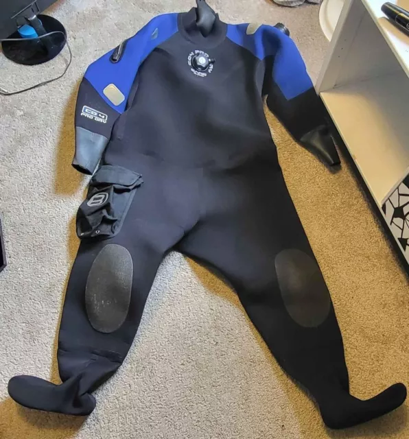 Bare CD 4 PRO Dry Suit Scuba Diving Gear, Dry hood, Trek boot!