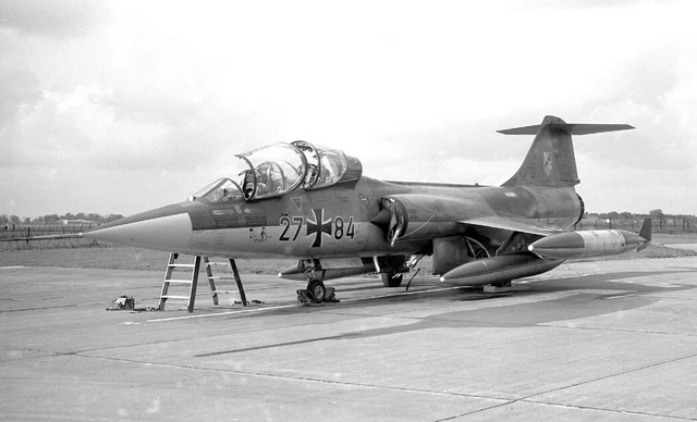 JG31, WGAF, TF-104G, 27+84 at RAF Honington, 16 Oct 1979 - original B&W neg