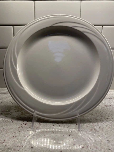 Cascade Syracuse China Cascade Flint Restaurant Ware 10 5/8" Dinner Plate