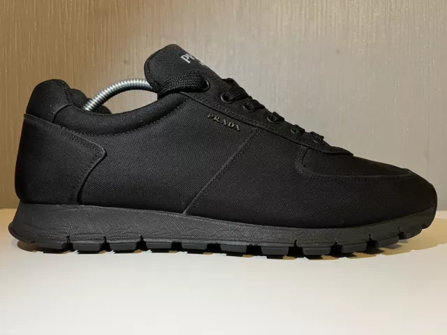 Black prada runners top