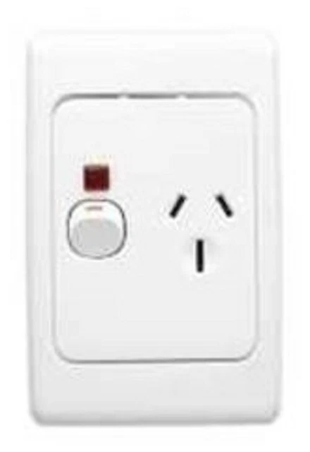 CLIPSAL SINGLE SWITCHED SOCKET 15A 250V Neon 3-Pin Large Earth ...