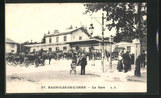 CPA Bagnoles-de-l´Orne, la Gare