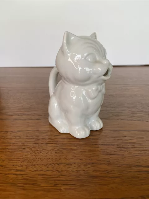 Vintage White Ceramic Cat Kitten Creamer Milk Pitcher Small 4 Oz Capacity Japan