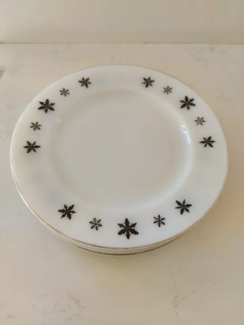 Vintage JAJ Pyrex Gaiety Snowflake Small Dinner Plate Gold Trim 8.5"