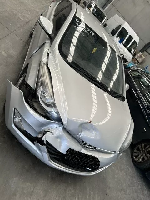 2014 Hyundai Elantra Sedan Silver