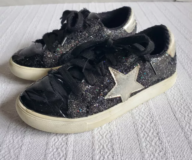 Steve Madden Girls Sz 1 Rezume Sneakers Youth Black w Silver Star Sparkly