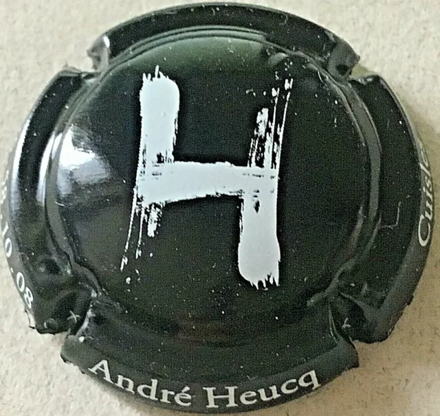 Capsule de champagne HEUCQ André (1e. noir et blanc)