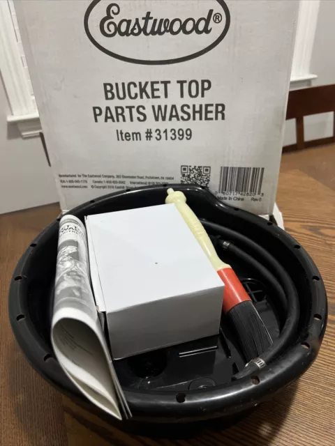 Eastwood Bucket Top Portable Small Parts Washer BRAND NEW 31399 Auto Cleaner Gun