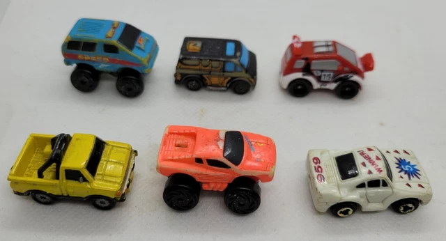 Lot Micro Machines Vintage - Voitures + Distributeur + Lanceur Poignet