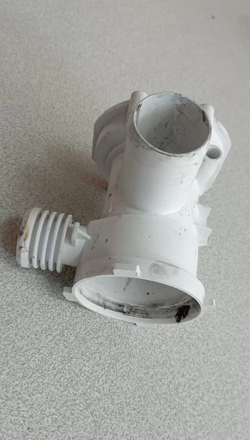 Corps Plastique Pompe Vidange Support Eau Machine lave-linge Indesit IWC6125S