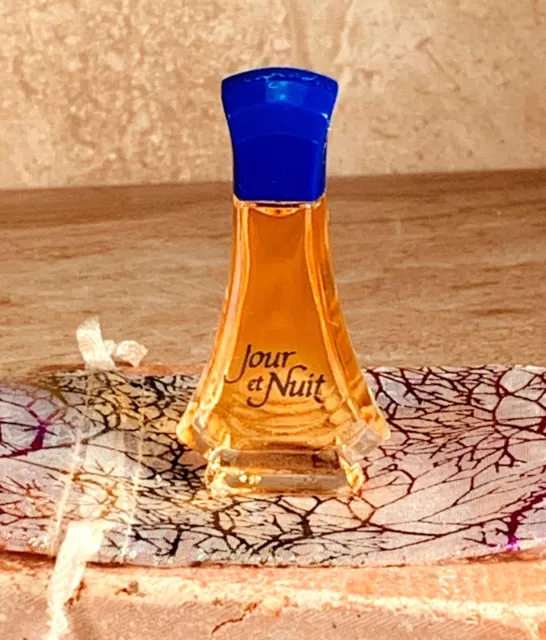 Jour Et Nuit Perfume EDT .17oz/5ml Miniature Super Rare Vintage NOS