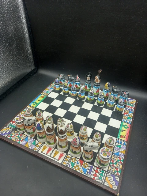 Jeu D'echec Peruvien Artisanat Populaire Terre Cuite Peint A La Main