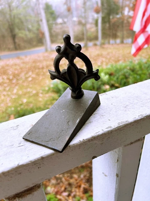 Cast Iron Fleur de Lis Door Stop Stopper Antique Style Wedge Statue Home Decor
