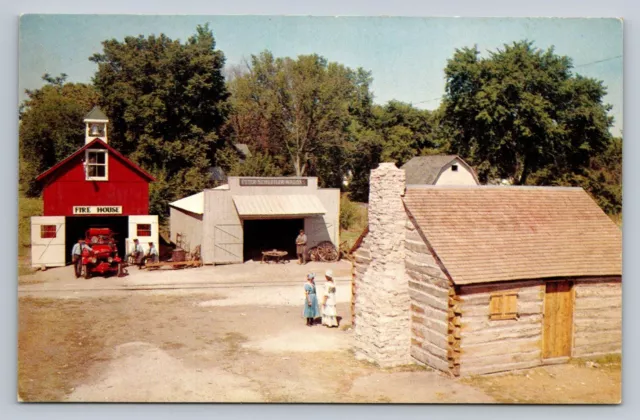 Postcard Iowa Mt Pleasant Old Settlers & Threshers Blacksmith Log Cabin   C793