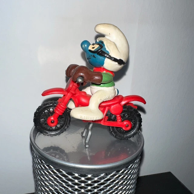 Schleich - SuperPuffi - MOTORCROSS 40231 - Made in Hong Kong W. B. NO BOX