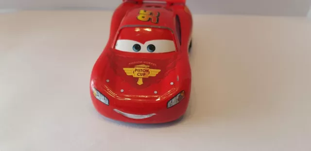 Voiture métal Mattel Cars Disney  MATTEL piston cup flash macqueen 7,5 cm ( 2 ) 2