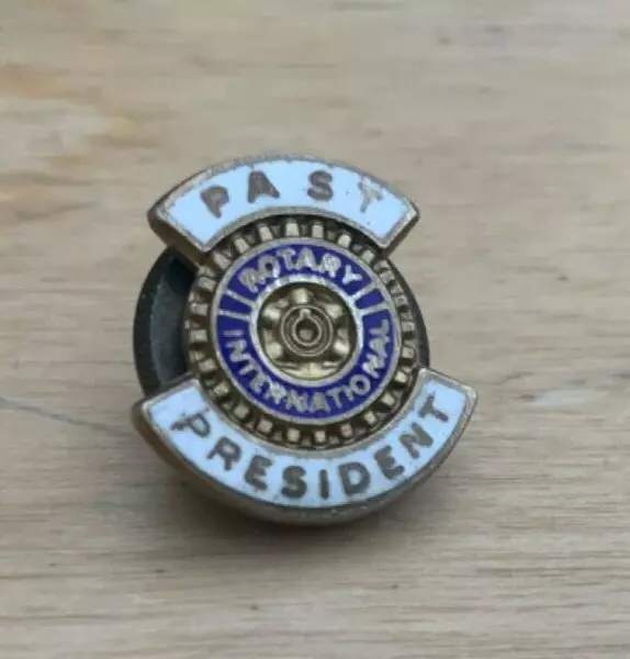 Vintage Rotary Club Past President Enamel Pin Badge International Memorabilia